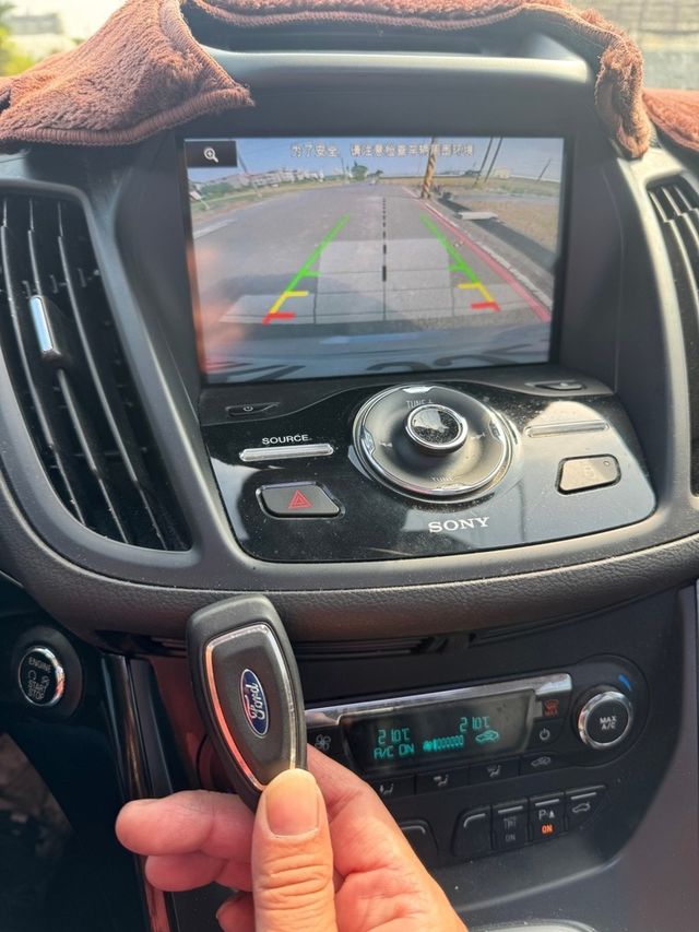FORD福特 KUGA  第9張相片