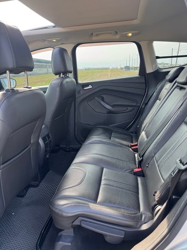 FORD福特 KUGA  第15張相片