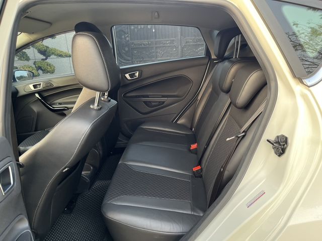 FORD福特 FIESTA  第29張相片