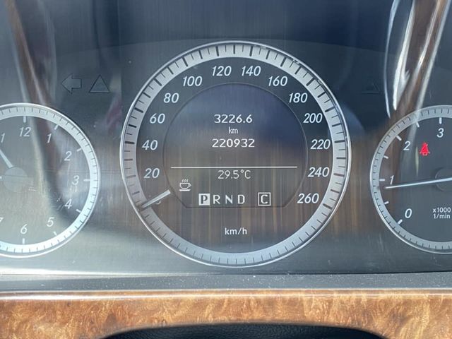 M-BENZ賓士 E220D  第13張相片