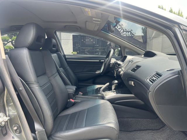 HONDA本田 CIVIC  第27張相片