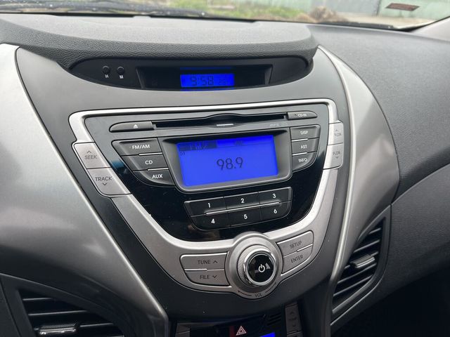 HYUNDAI現代 ELANTRA  第29張相片