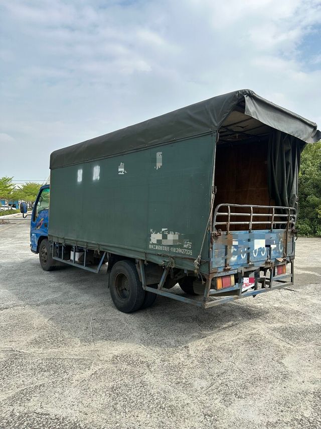 ISUZU五十鈴 ELF  第7張相片