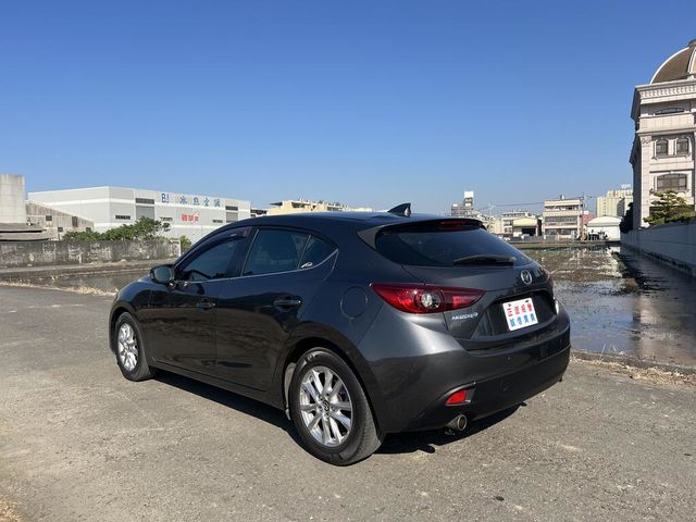 MAZDA馬自達 MAZDA 3  第11張相片
