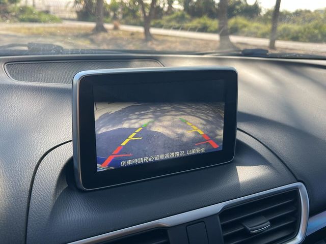 MAZDA馬自達 MAZDA 3  第27張相片