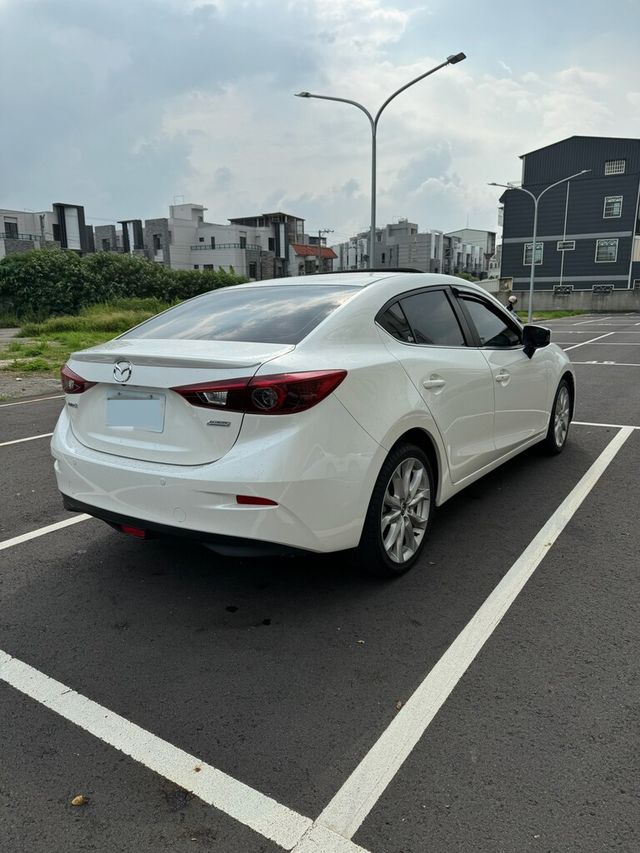 MAZDA馬自達 MAZDA 3  第3張相片
