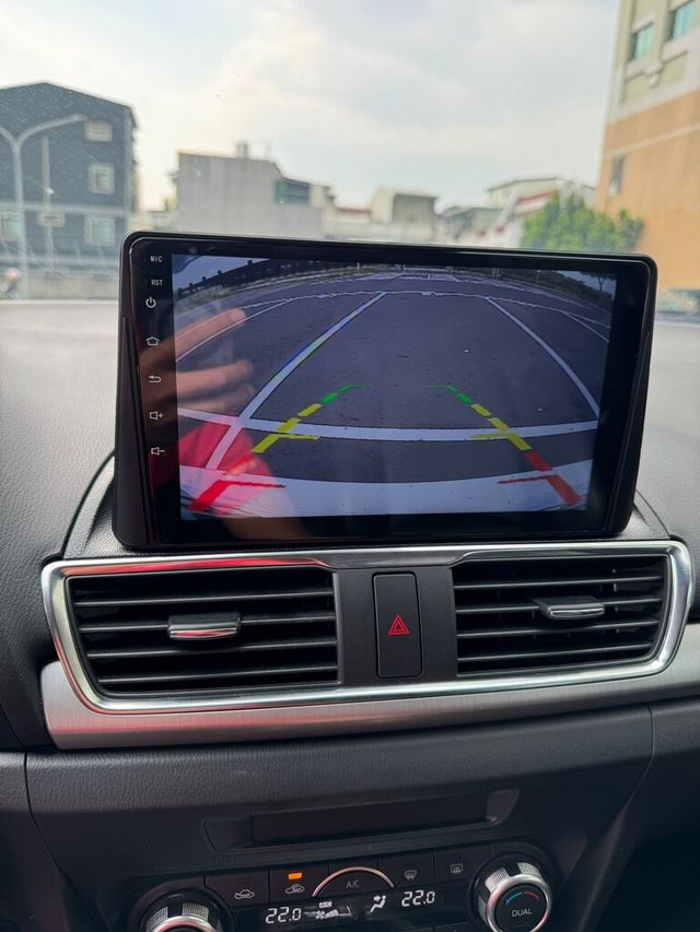 MAZDA馬自達 MAZDA 3  第7張相片