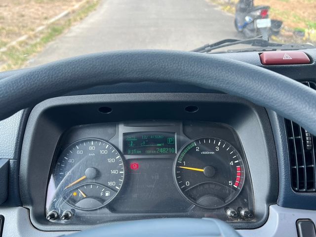 MITSUBISHI三菱 CANTER  第15張相片