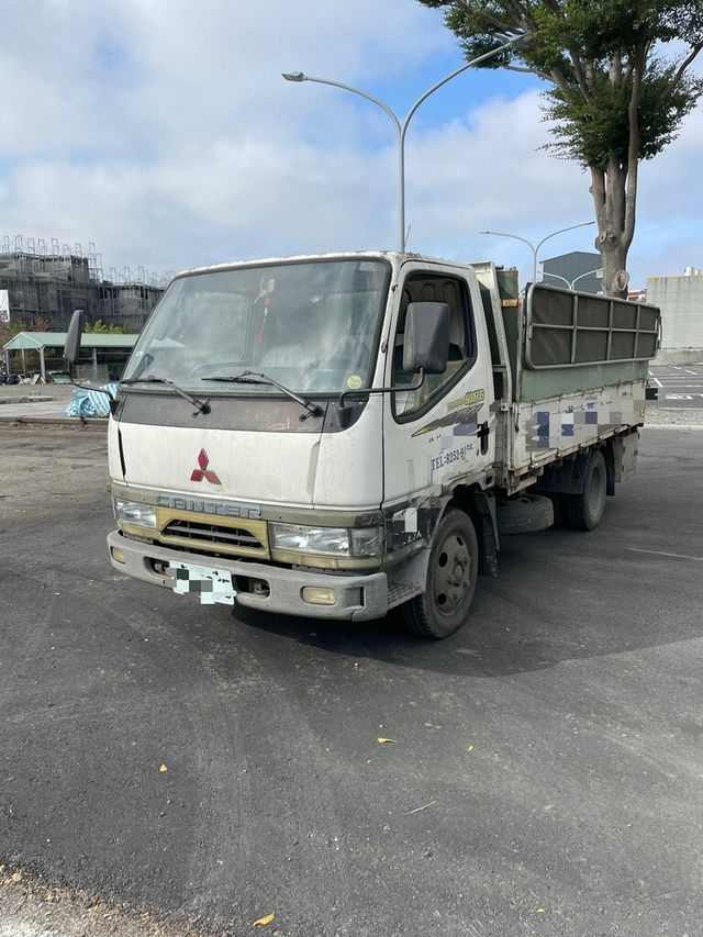 MITSUBISHI三菱 CANTER  第1張相片