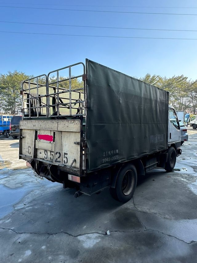 MITSUBISHI三菱 CANTER  第7張相片