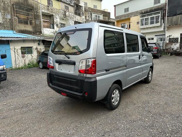 MITSUBISHI三菱 VERYCA  第3張相片