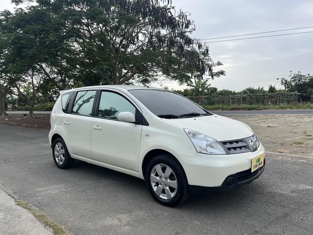 NISSAN日產 LIVINA  第5張相片