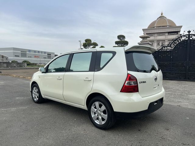 NISSAN日產 LIVINA  第11張相片