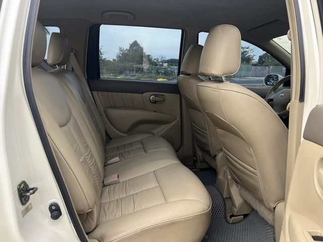 NISSAN日產 LIVINA  第23張相片