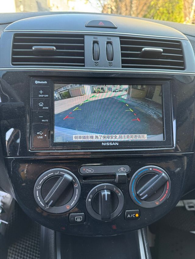 NISSAN日產 TIIDA  第7張相片