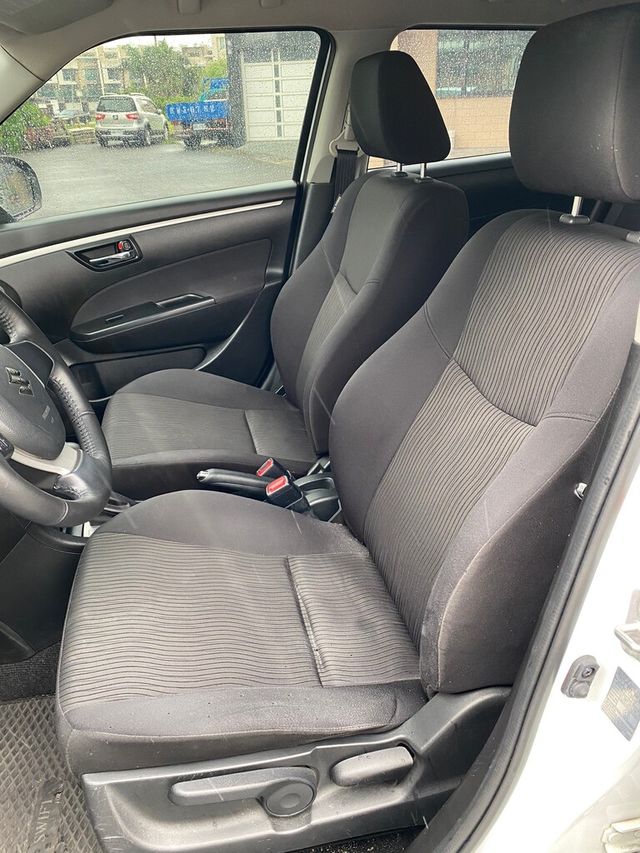 SUZUKI鈴木 SWIFT  第13張相片