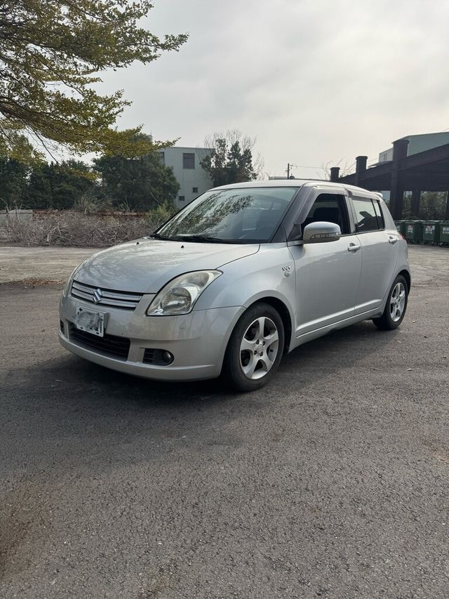 SUZUKI鈴木 SWIFT  第1張相片