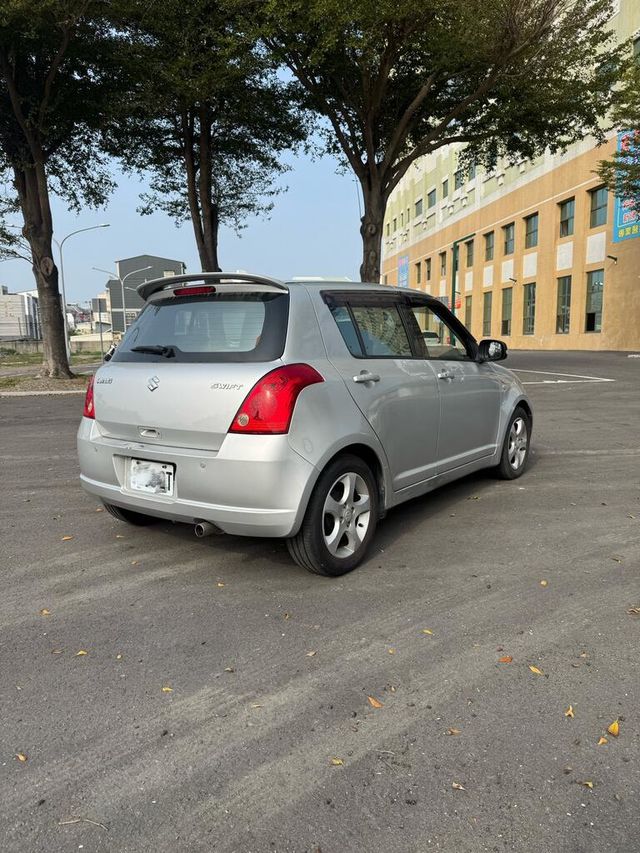 SUZUKI鈴木 SWIFT  第3張相片