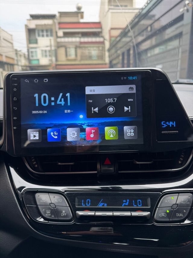 TOYOTA豐田 C-HR  第7張相片