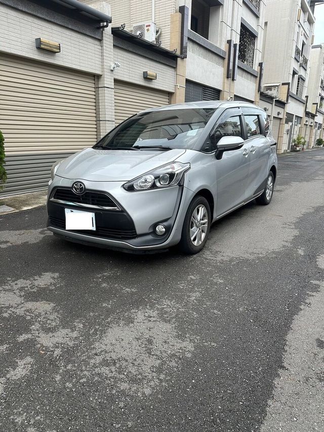 TOYOTA豐田 SIENTA  第1張相片