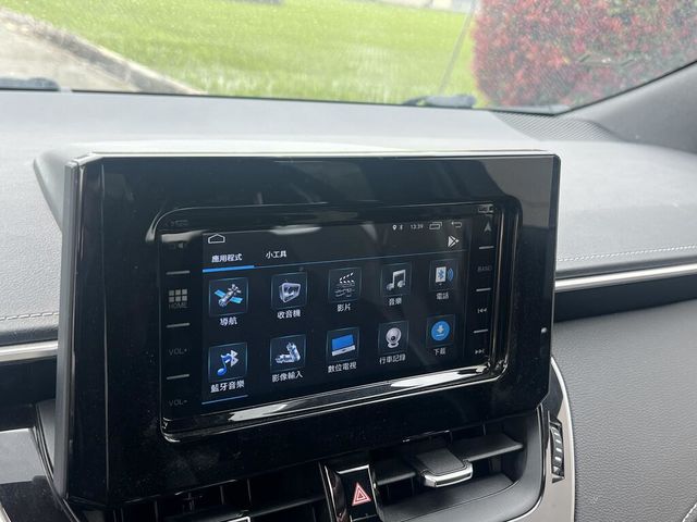 TOYOTA豐田 AURIS  第13張相片