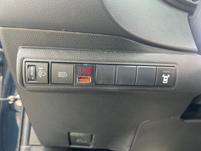 TOYOTA豐田 AURIS  第21張相片