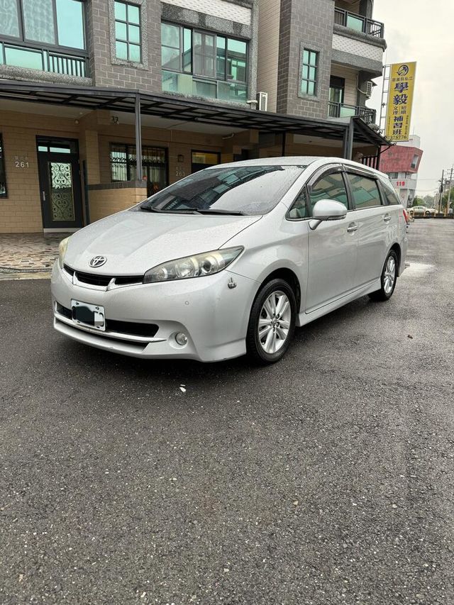 TOYOTA豐田 WISH  第1張相片