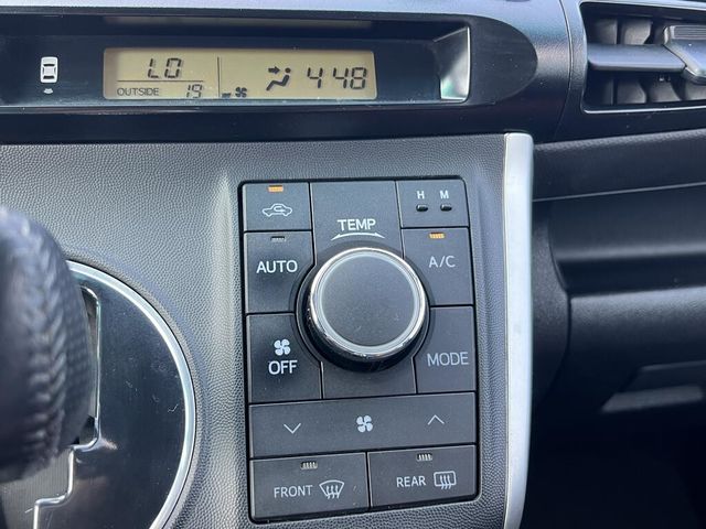 TOYOTA豐田 WISH  第21張相片