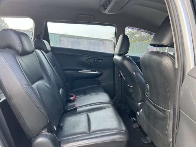 TOYOTA豐田 WISH  第33張相片