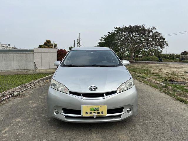 TOYOTA豐田 WISH  第3張相片