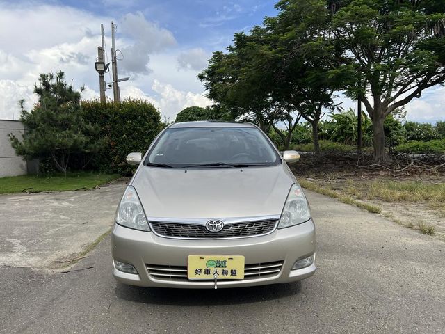 TOYOTA豐田 WISH  第3張相片