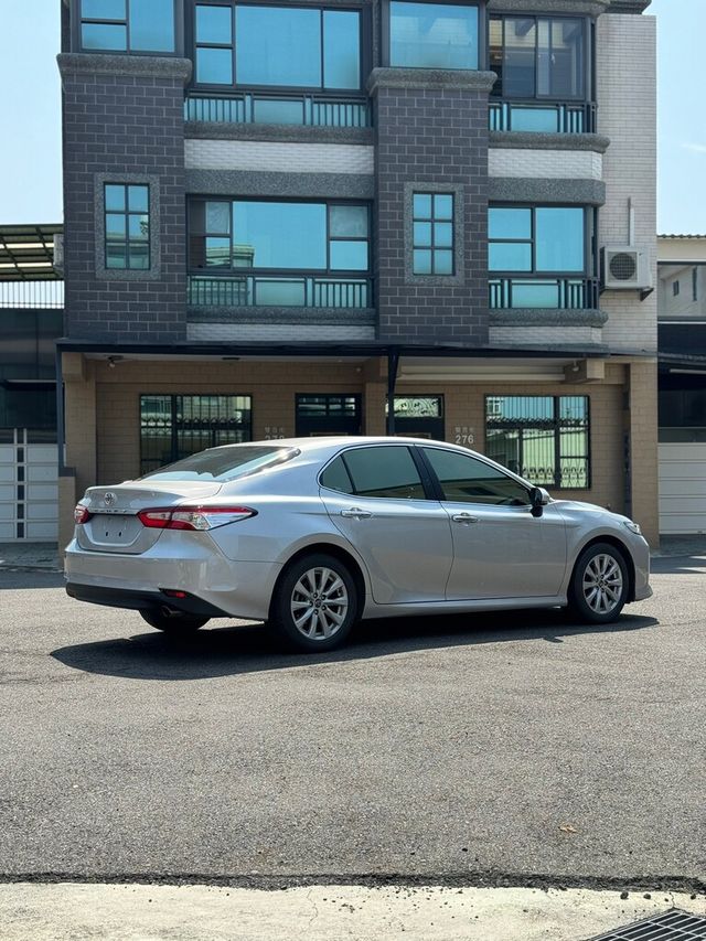 TOYOTA豐田 CAMRY  第3張相片