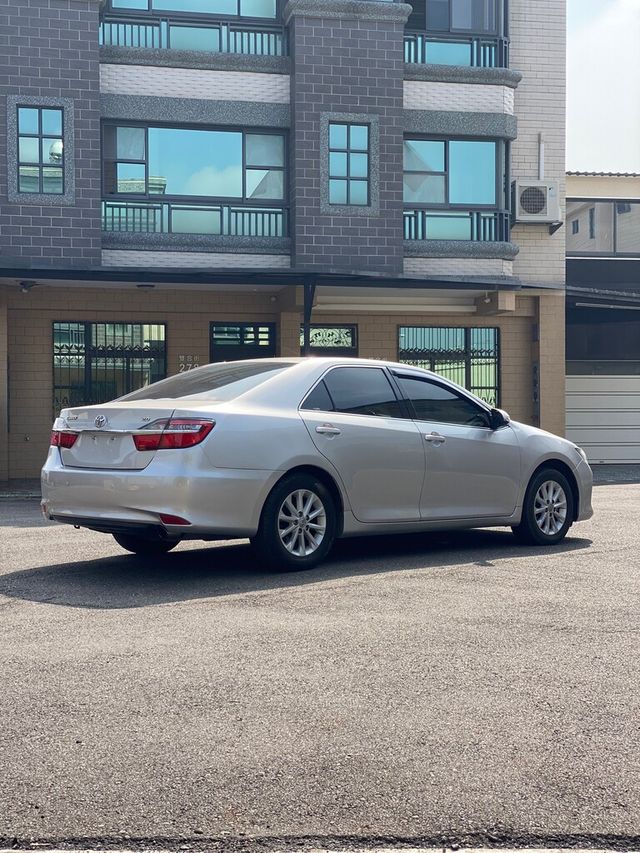 TOYOTA豐田 CAMRY  第3張相片