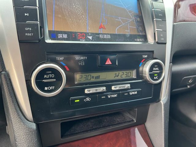 TOYOTA豐田 CAMRY  第23張相片