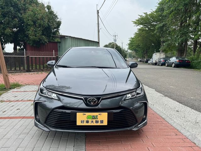 TOYOTA豐田 ALTIS  第3張相片