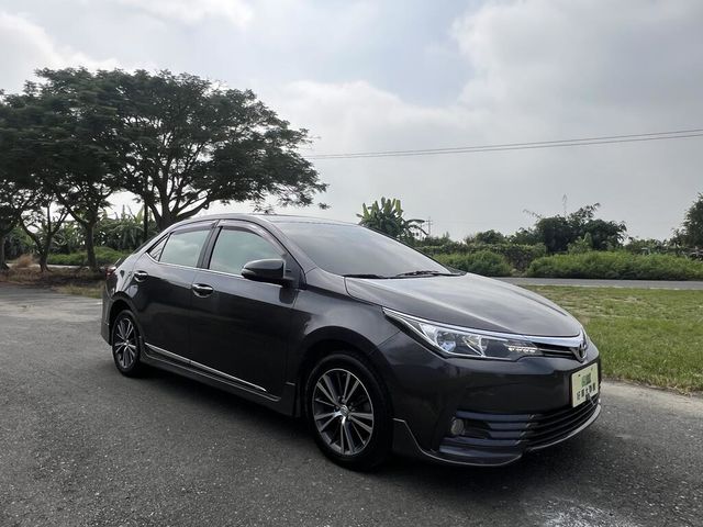 TOYOTA豐田 ALTIS  第5張相片