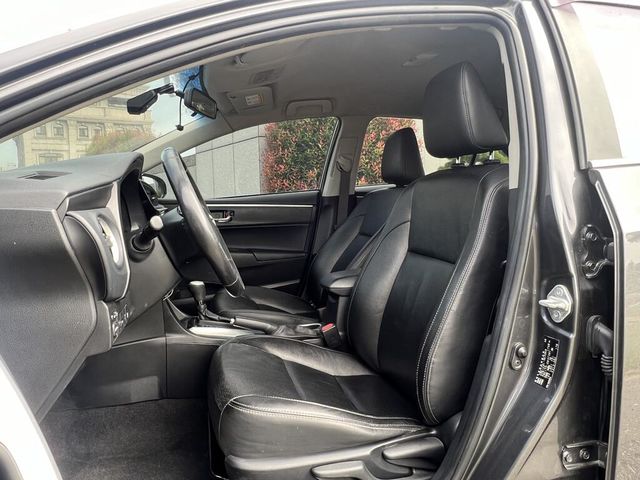 TOYOTA豐田 ALTIS  第23張相片
