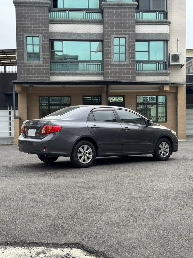 TOYOTA豐田 ALTIS  第3張相片