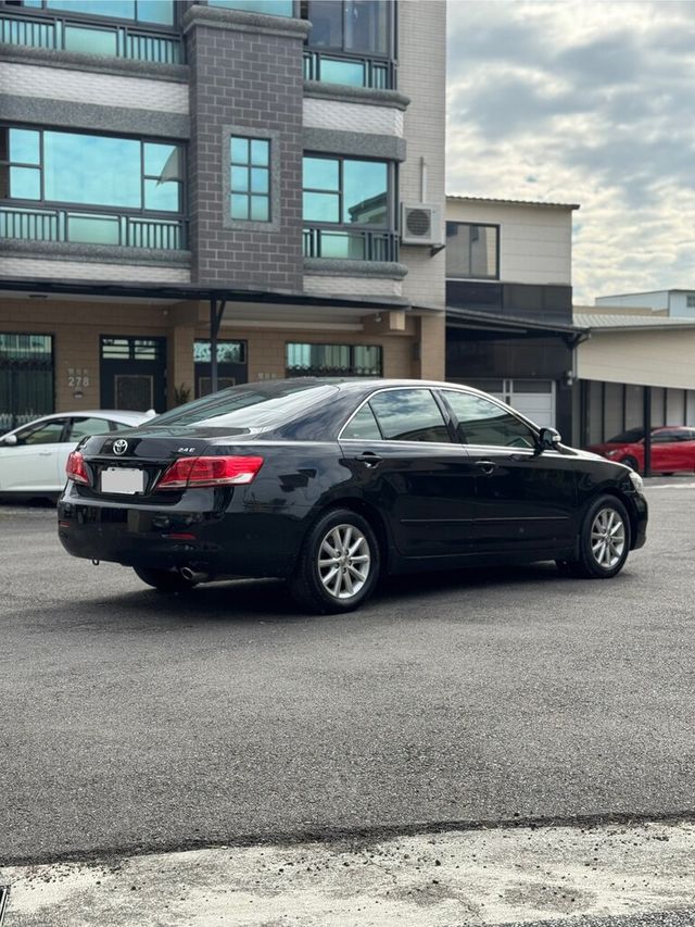 TOYOTA豐田 CAMRY  第3張相片