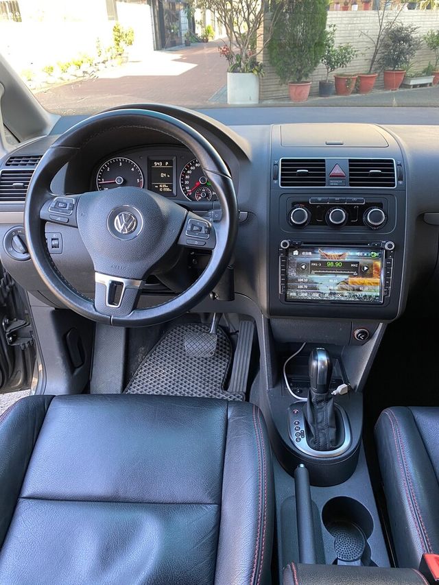 VOLKSWAGEN福斯 TOURAN  第9張相片