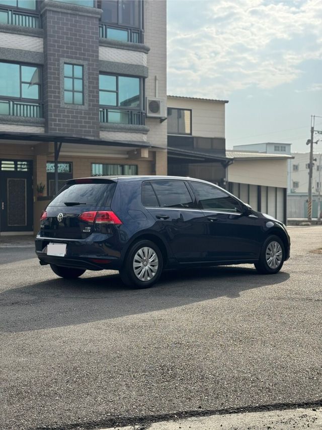 VOLKSWAGEN福斯 GOLF  第3張相片