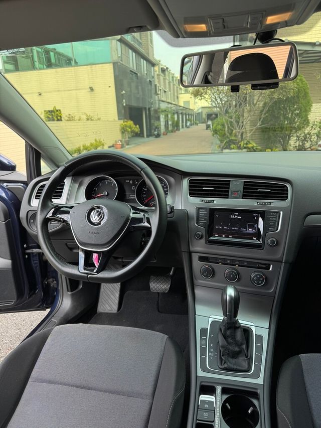 VOLKSWAGEN福斯 GOLF  第11張相片