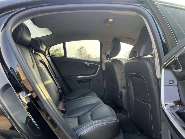 VOLVO富豪 S60  第18張相片