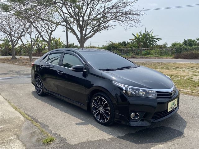TOYOTA豐田 ALTIS  第3張相片