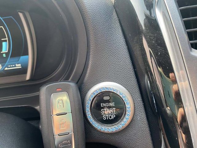 MITSUBISHI三菱 COLT PLUS  第10張相片