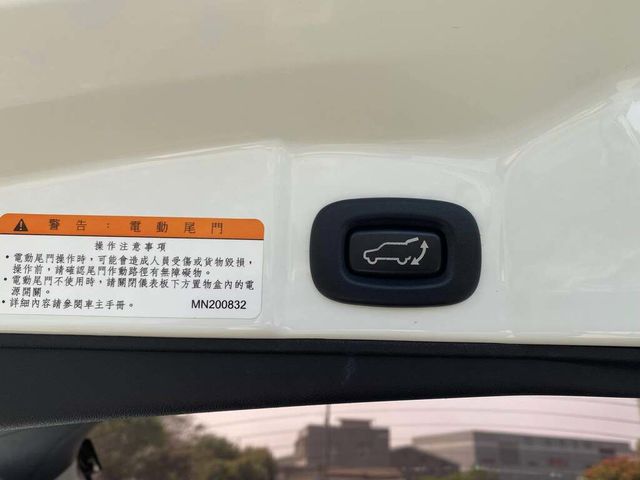 MITSUBISHI三菱 COLT PLUS  第20張相片