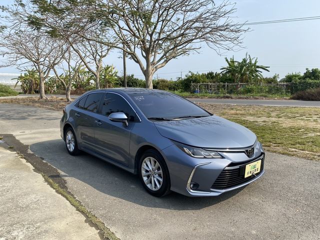 TOYOTA豐田 ALTIS  第3張相片