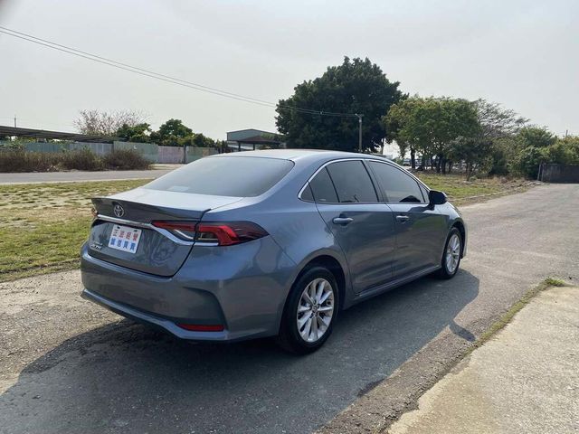 TOYOTA豐田 ALTIS  第4張相片
