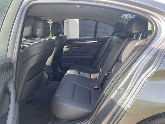 BMW寶馬 520D  第19張相片