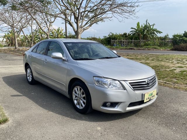 TOYOTA豐田 CAMRY  第3張相片